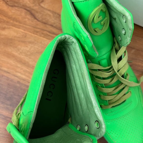Neon green Gucci high top sneakers lace up - Picture 5 of 6